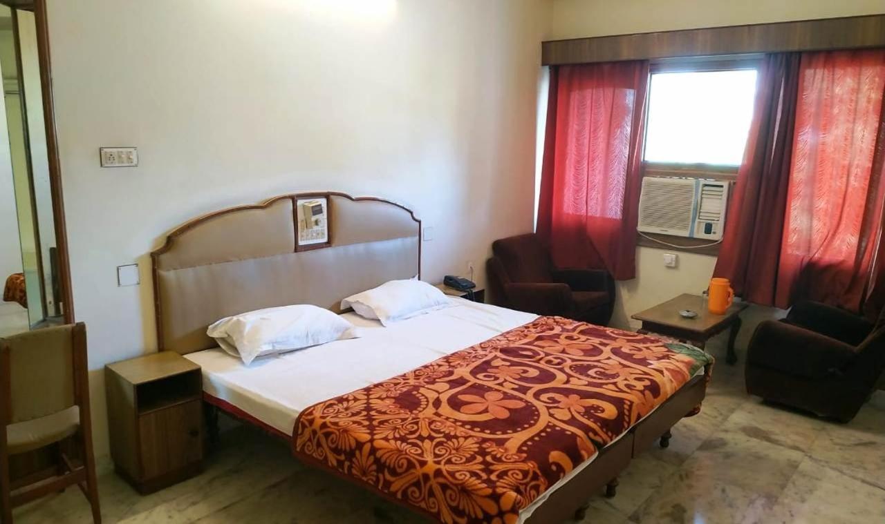 Hotel Vinayakam Udaipur Exterior foto